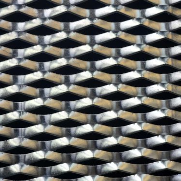 1系铝板50×25m孔，2*5mm厚度铝板网